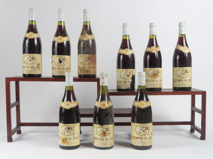 9 BOUTEILLES BEAUNE 'CLOS DES AVAUX' DOMAINE DE BAPTAULT - 1983 - ELA