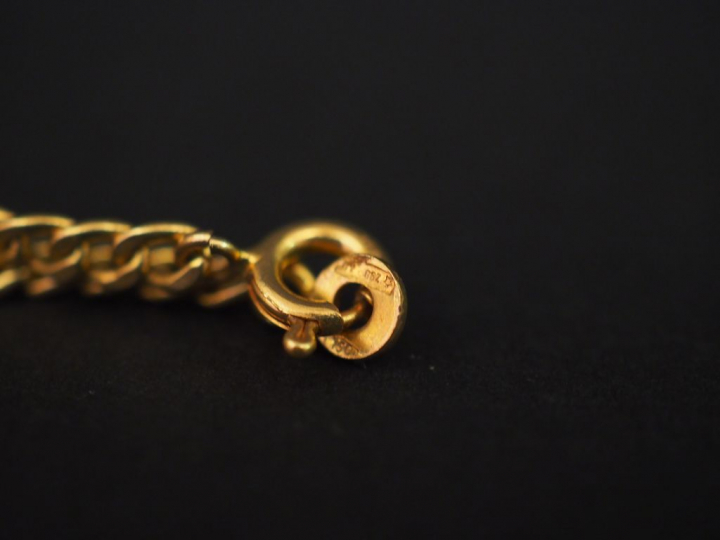 2 bracelets de bébé en or. Poids : 6,50 g