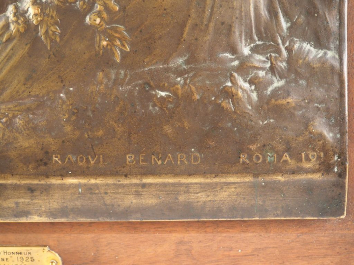 RAOUL BENARD. "Roma 1913". Plaque en bronze signée et titrée en bas à 