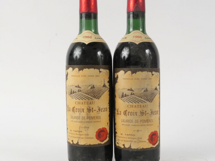 2 BOUTEILLES LA CROIX SAINT JEAN LALANDE DE POMEROL - 1966 - LB