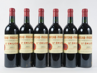 Vente aux enchères 6 BOUTEILLES CHÂTEAU FIGEAC 1er GCC ST EMILION - 1983 - CBO - BG