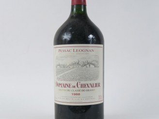 Vente aux enchères 1 DMG (3 L) DOMAINE DE CHEVALIER GCC GRAVES - 1988 - CBO