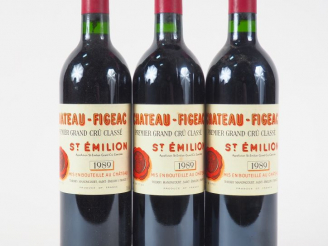 Vente aux enchères 3 BOUTEILLES CHÂTEAU FIGEAC 1er GCC ST EMILION - 1989 - BG+
