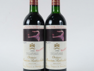 Vente aux enchères 2 BOUTEILLES CHÂTEAU MOUTON ROTHSCHILD 1er GCC PAUILLAC - 1990 - 1 BG/