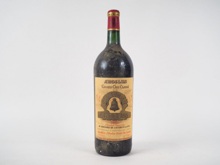1 MAGNUM CHÂTEAU L'ANGELUS GCC ST EMILION - 1992 - BLS