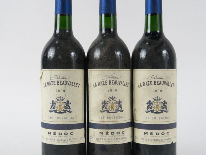 3 BOUTEILLES CHÂTEAU LA RAZE BEAUVALLET MEDOC - 2000
