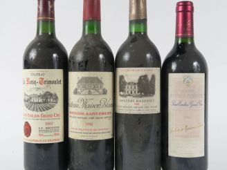 Vente aux enchères 4 BOUTEILLES : 1 CHÂTEAU LA ROSE TRIMOULET GC ST EMILION 2002 - 1 CHÂT
