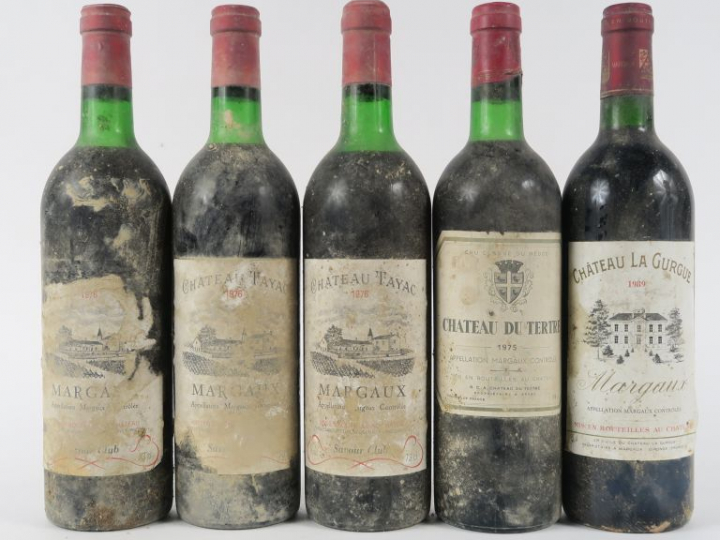 5 BOUTEILLES MARGAUX : 3 CHÂTEAU TAYAC 1976 2 LB/1 HEP - 1 CHÂTEAU LA 