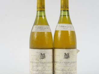 Vente aux enchères 2 BOUTEILLES CORTON CHARLEMAGNE GC CHANSON - 1977