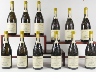 Vente aux enchères 12 BOUTEILLES CHATEAUNEUF DU PAPE CHÂTEAU DE BEAUCASTEL 'VIEILLES VIGN