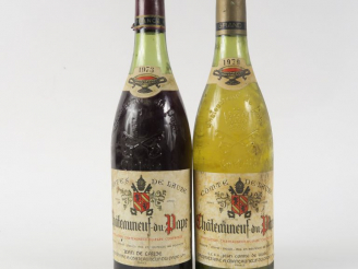 Vente aux enchères 2 BOUTEILLES CHATEAUNEUF DU PAPE JEAN LOZES : 1 BLANC de 1979 - 1 ROUG