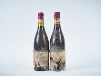 Vente aux enchères 2 BOUTEILLES CÔTE ROTIE J. VIDAL FLEURY - EA/NM/BS/1 CAPS DÉCOUPÉE
