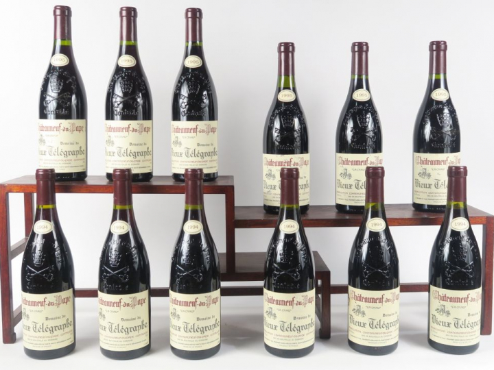 12 BOUTEILLES CHATEAUNEUF DU PAPE DOMAINE DU VIEUX TELEGRAPHE 'LA CRAU