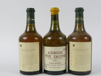 Vente aux enchères 3 BOUTEILLES VIN JAUNE : 2 ROLLET 1990 - 1 PUFFENEY 1997