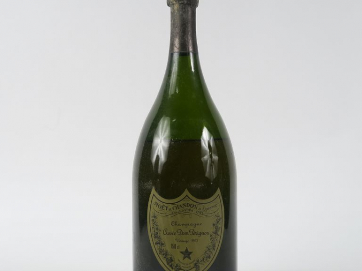1 MAGNUM CHAMPAGNE DOM PERIGNON - 1973 - CBO - 11 CM SOUS LA COIFFE/CO