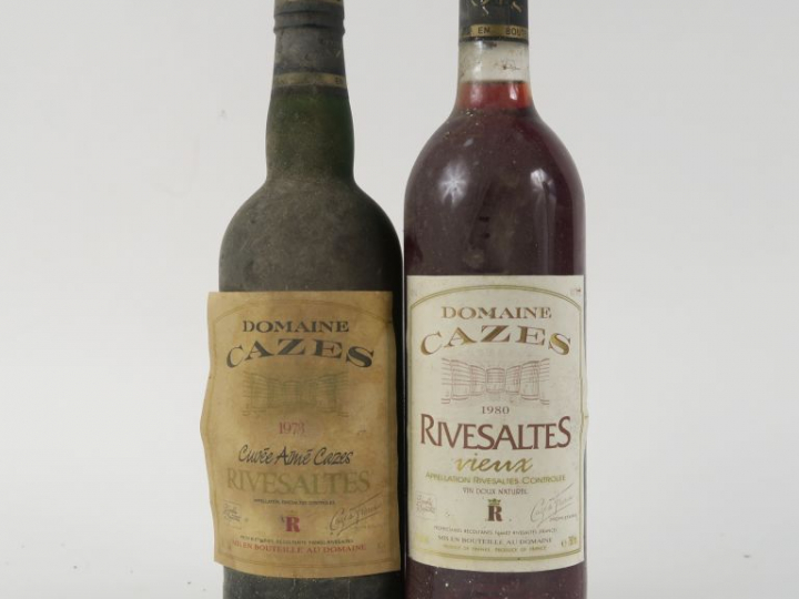 2 BOUTEILLES RIVESALTES DOMAINE CAZES : 1 CUVEE AIME CAZES 1973 - 1 RI