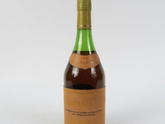 Vente aux enchères 1 BOUTEILLE COGNAC JAY 'GRANDE FINE CHAMPAGNE' VSOP