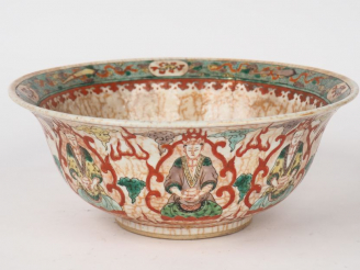 Vente aux enchères Une coupe en porcelaine de Nankin décor de divinité bouddhique 1900 Di