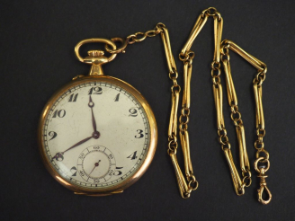 Vente aux enchères Montre de gousset et sa giletière en or jaune. Cadran à chiffres arabe