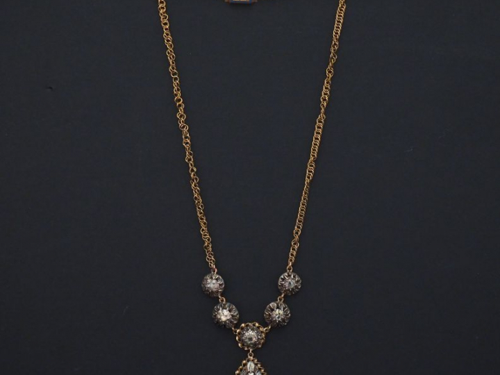 	Collier XVIIIème en argent et or, à décor de maillons sertis de diama