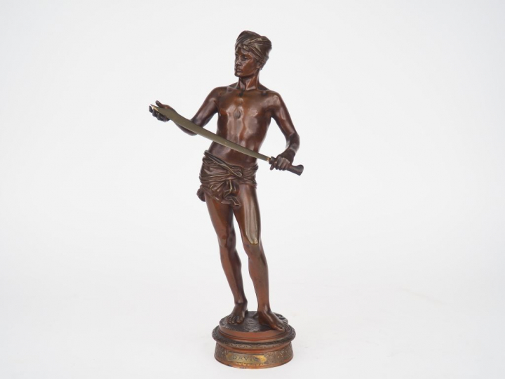 Jean Jules CAMBOS. "David". Sculpture en bronze à patine médaille. Sig