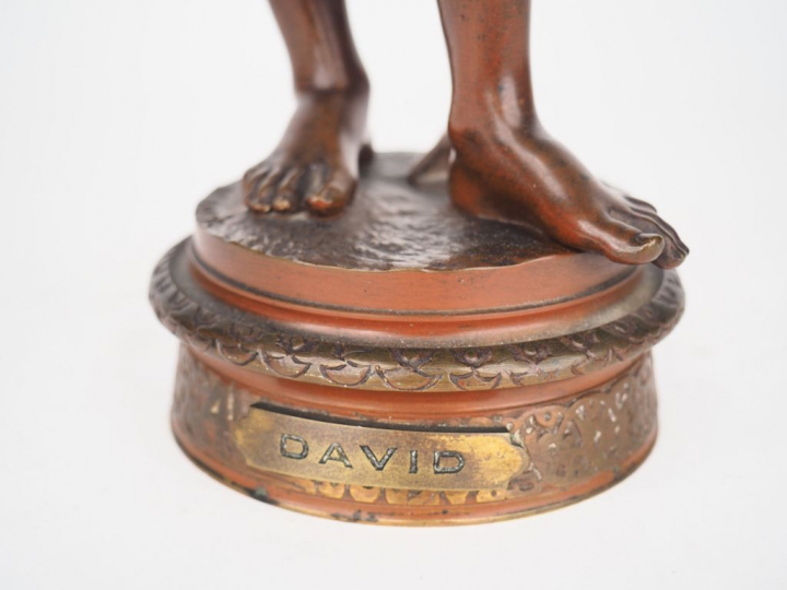 Jean Jules CAMBOS. "David". Sculpture en bronze à patine médaille. Sig