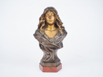 Vente aux enchères J. GARNIER. "Buste de jeune fille". Sujet en bronze à double patine, s