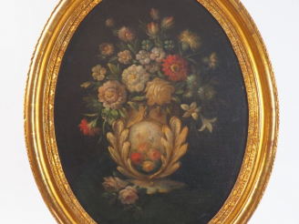 Vente aux enchères Ecole française "Bouquet de fleurs". Paire d'huiles sur toile. Dim : 8