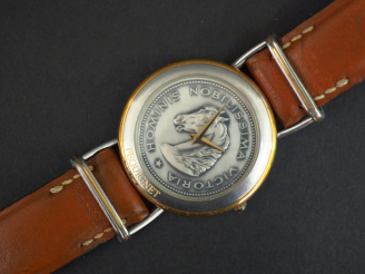 Vente aux enchères Emile PEQUIGNET Montre bracelet d’homme, boitier en acier chromé et do