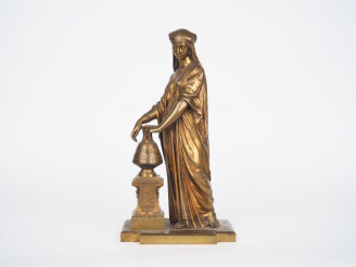 Vente aux enchères Eutrope BOURET. "Porteuse d'eau". Sculpture en bronze à double patine.