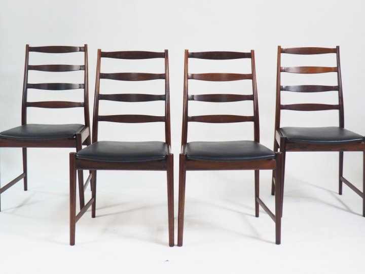 MOLLER pour VALMO SONDERBORG. Mobilier de salle à manger danois en pal
