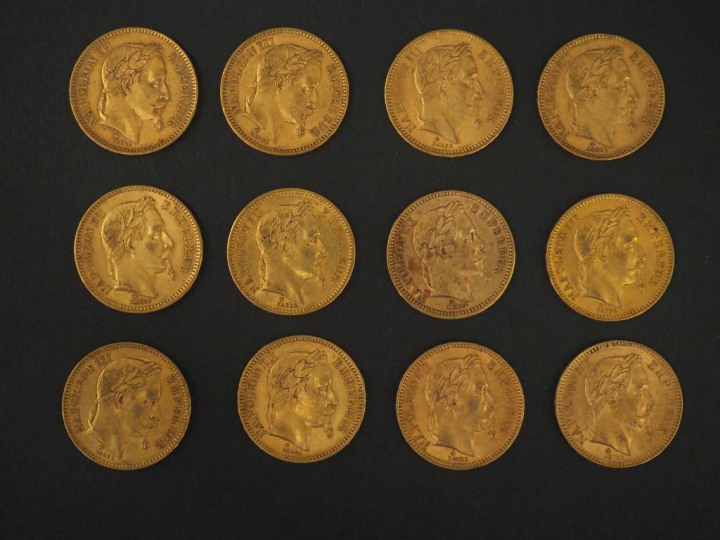 Douze pièces de 20 Francs or, 1861-A (x2), 1861-BB (x2), 1862-A (x2), 