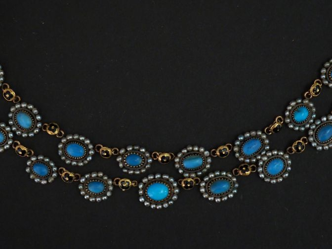 Collier Napoléon III double rangs en or jaune, composé de maillons en 