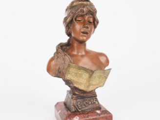 Vente aux enchères E. VILLANIS. "Mélodie". Sujet en bronze double patine, socle en marbre