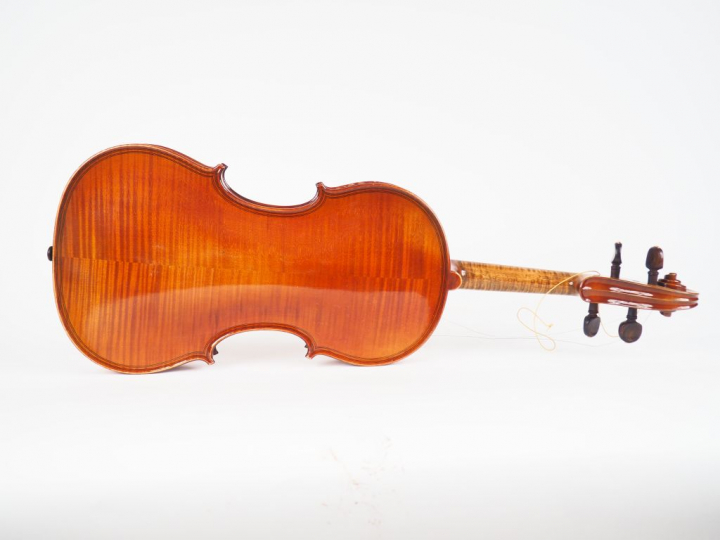 Charles Jean-Baptiste COLLIN-MEZIN, petit-fils, violon fait à Mirecour