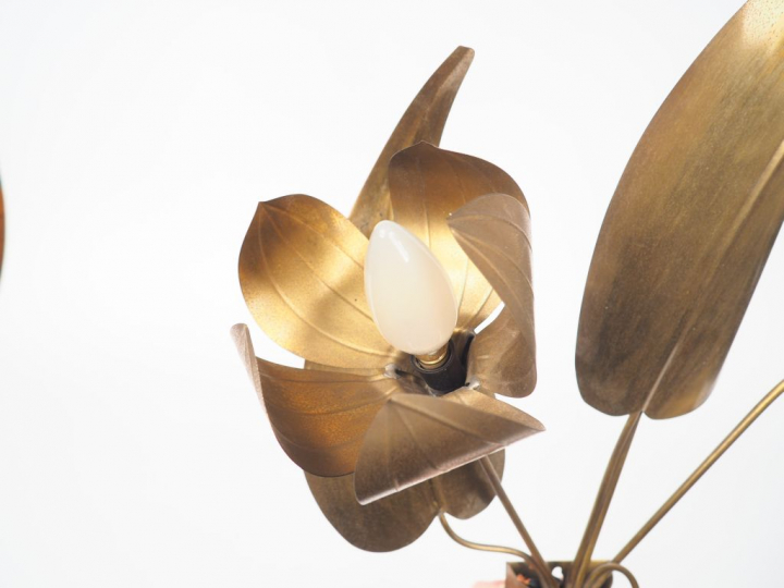 Applique murale XXème en laiton éclairant à trois lumières en forme de