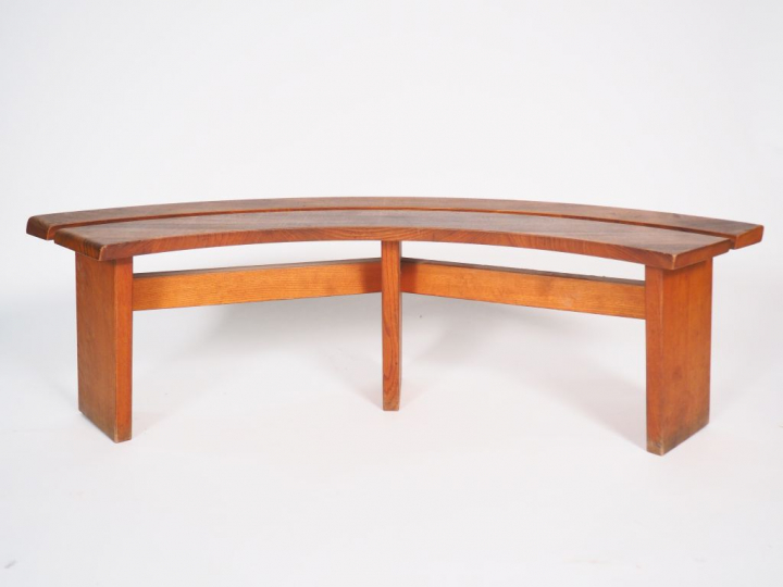Pierre CHAPO. Paire de bancs, modèle S38 en orme massif. Dim. 44 x 144
