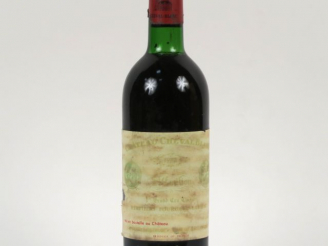 Vente aux enchères 1 BOUTEILLE CHÂTEAU CHEVAL BLANC 1er GCC ST EMILION - 1972 - BG/EF