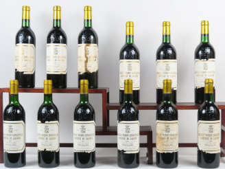 Vente aux enchères 12 BOUTEILLES CHÂTEAU PICHON LONGUEVILLE COMTESSE DE LALANDE GCC PAUIL