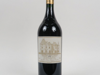 Vente aux enchères 1 MAGNUM CHÂTEAU HAUT BRION 1er GCC GRAVES - 1988 - CBO