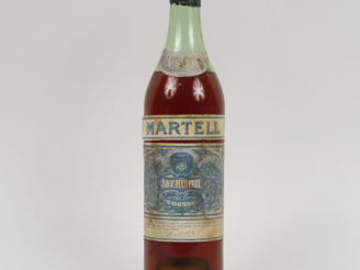 Vente aux enchères 1 VIEILLE BOUTEILLE COGNAC MARTELL V.S.O.P. - CAPSULE ÉTAIN
