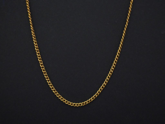 Vente aux enchères Chaine en or jaune, maille gourmette. Long. 45,5 cm Poids. 5,41 g   