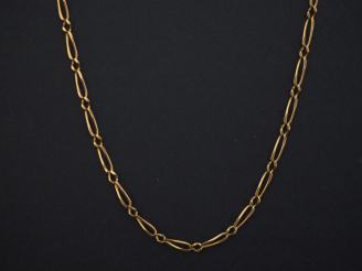 Vente aux enchères Chaine en or jaune, maille cheval. Long. 43 cm Poids. 3,39 g   