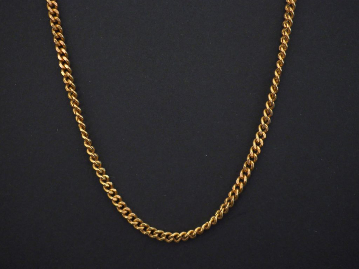 Chaine en or jaune, maille gourmette.  Long. 51 Poids. 12,13 g   