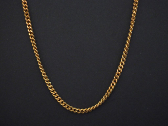 Vente aux enchères Chaine en or jaune, maille gourmette.  Long. 51 Poids. 12,13 g   
