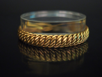 Vente aux enchères Bracelet articulé en or jaune, maille américaine.  Long. 19,2 cm Poids