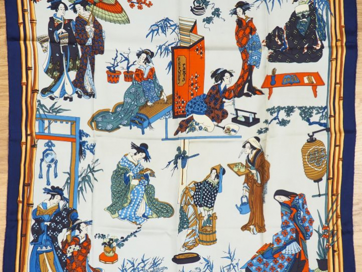 HERMES  Carré en soie "Geisha", Japon 1964. Dessin de Marie-Françoise 