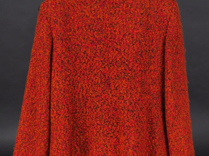 YVES SAINT LAURENT, Variation Veste à col en fourrure synthétique, en 