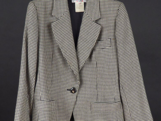 Vente aux enchères YVES SAINT LAURENT Veste en pied de poule noir et blanc, en laine. Fer