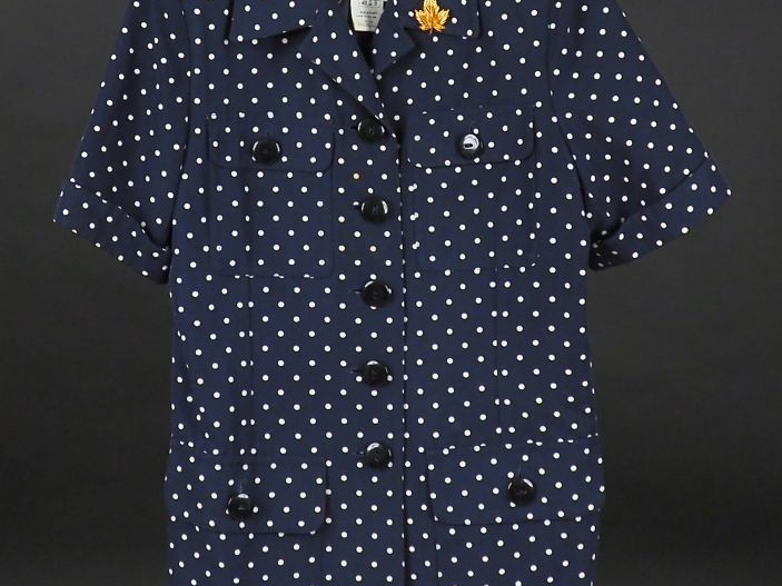 YVES SAINT LAURENT, Variation Veste bleue, à manches courtes, à décor 